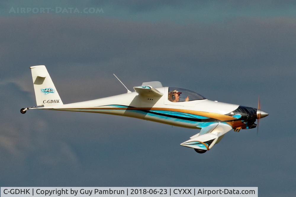C-GDHK, 1982 QAC Quickie Q2 C/N DK 081 082, Landing