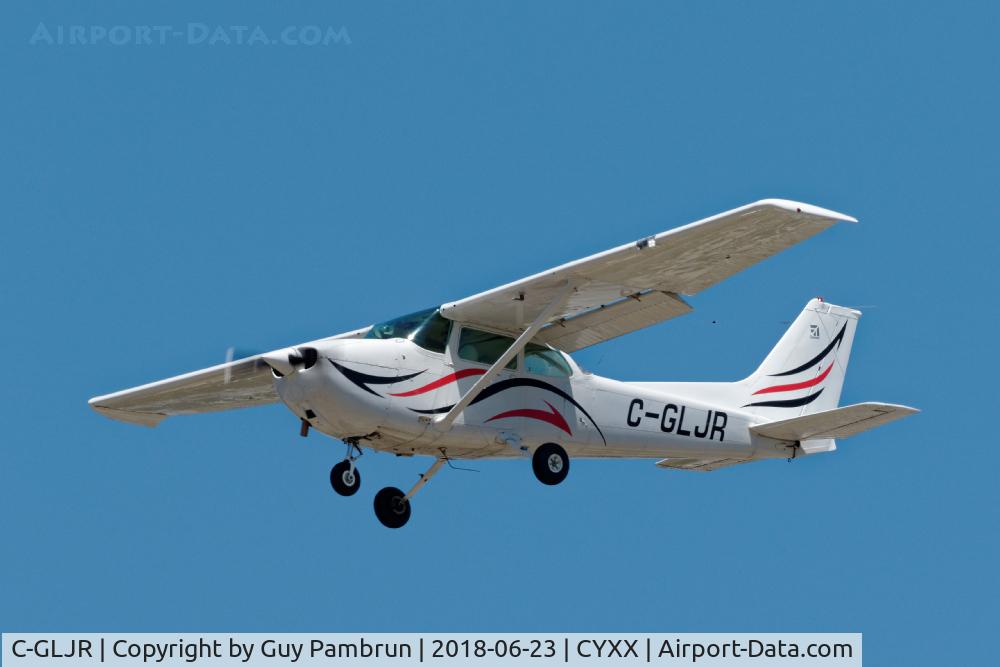 C-GLJR, 1978 Cessna 172N C/N 17270452, Landing