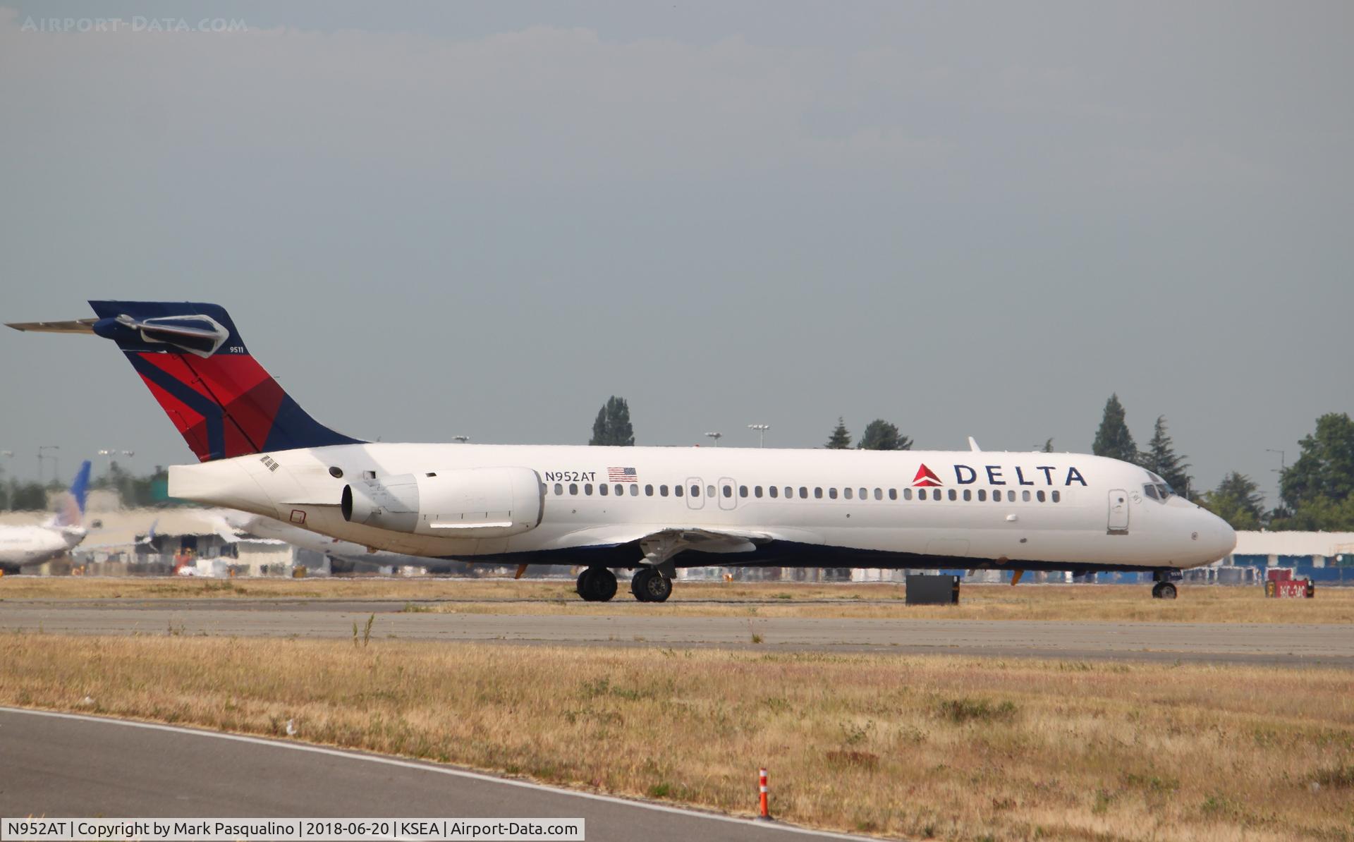 N952AT, 2000 Boeing 717-200 C/N 55014, Boeing 717-200