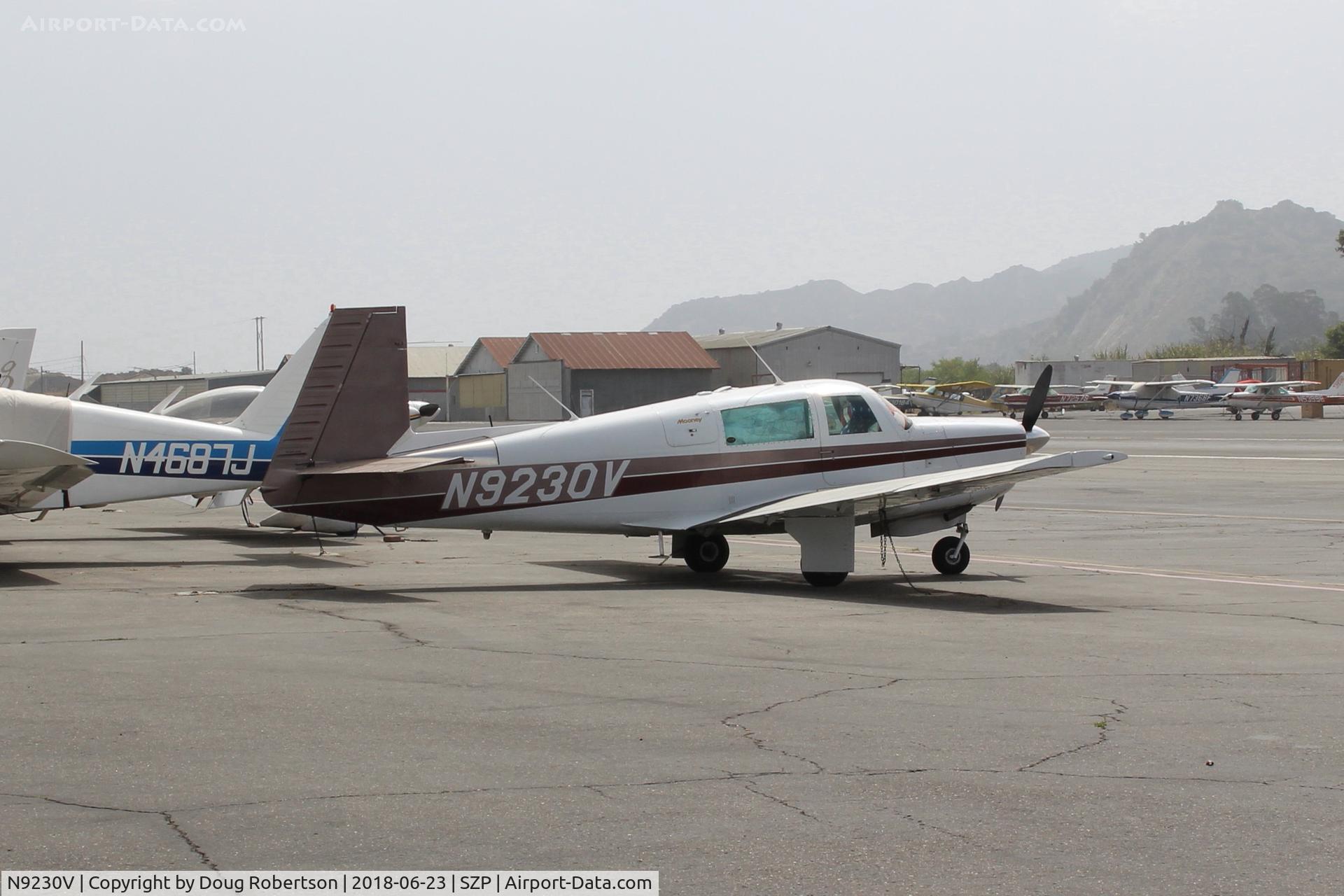 N9230V, 1969 Mooney M20F Executive C/N 690062, 1969 Mooney M20F EXECUTIVE, Lycoming IO-360-A1A 200 Hp, on transient ramp