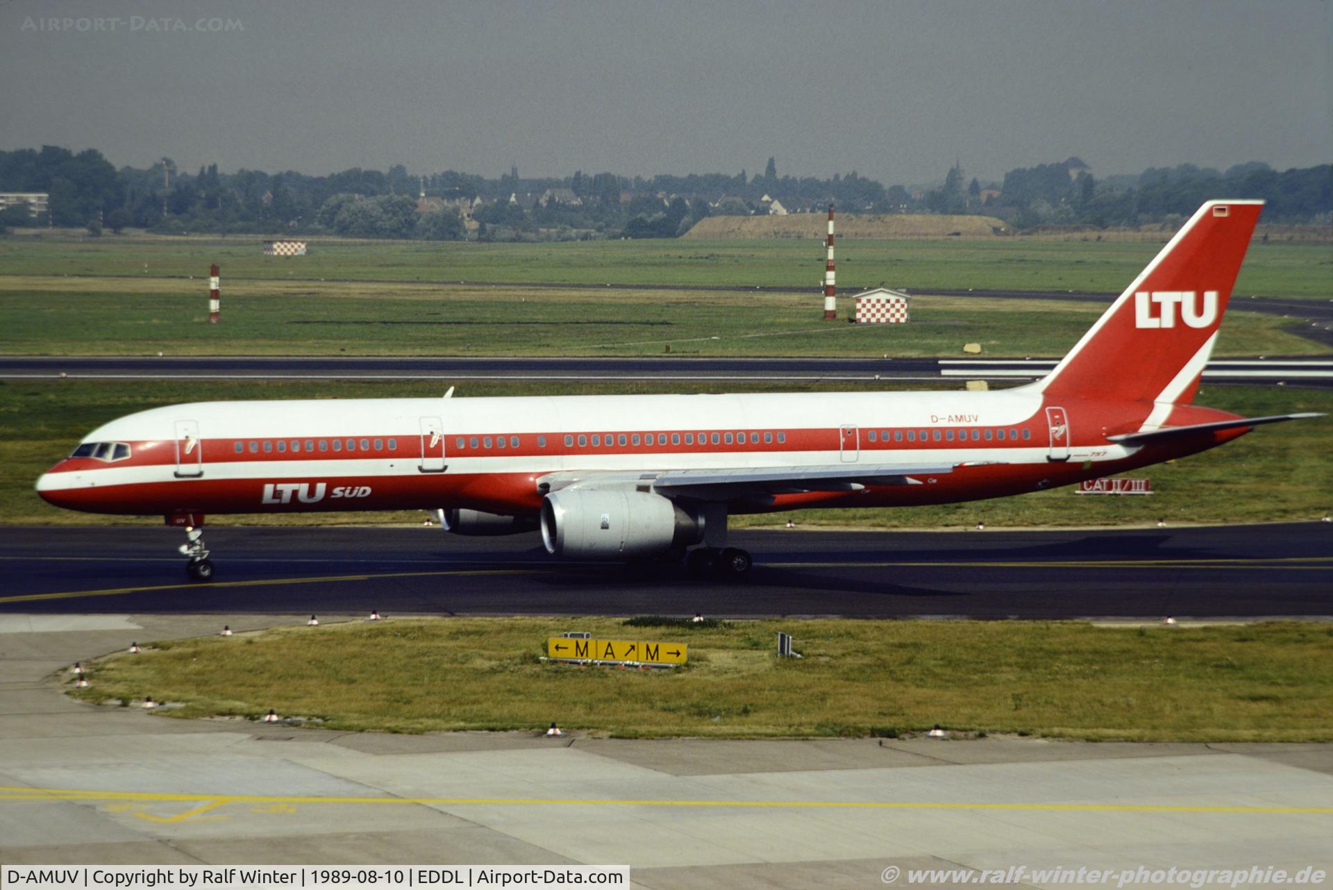 D-AMUV, 1987 Boeing 757-2G5 C/N 23928, Boeing 757-2G5 - LTS LTU Sued - 23928 - D-AMUV - 10.08.1989 - DUS