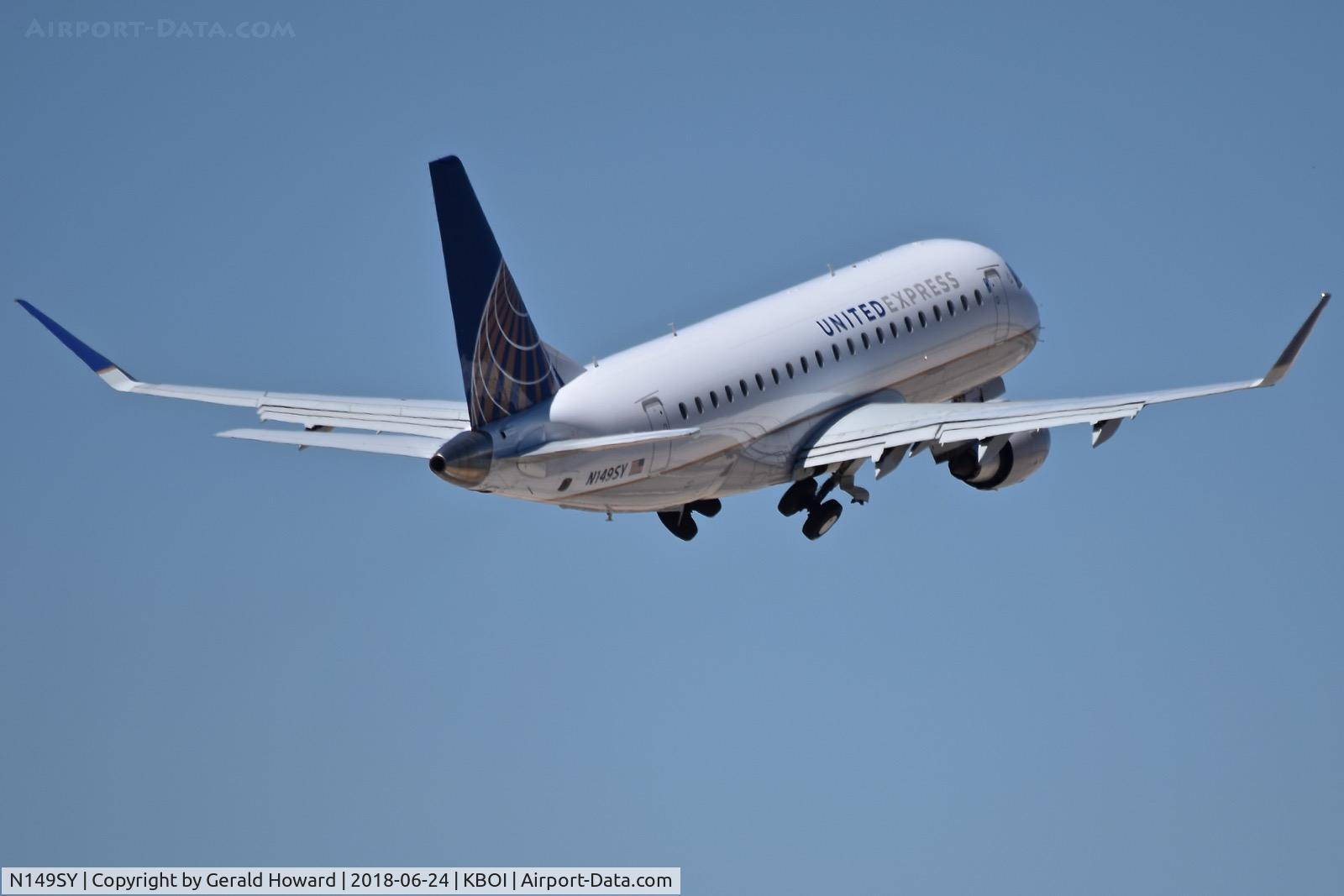 N149SY, 2015 Embraer 175LR (ERJ-170-200LR) C/N 17000495, Departing BOI.