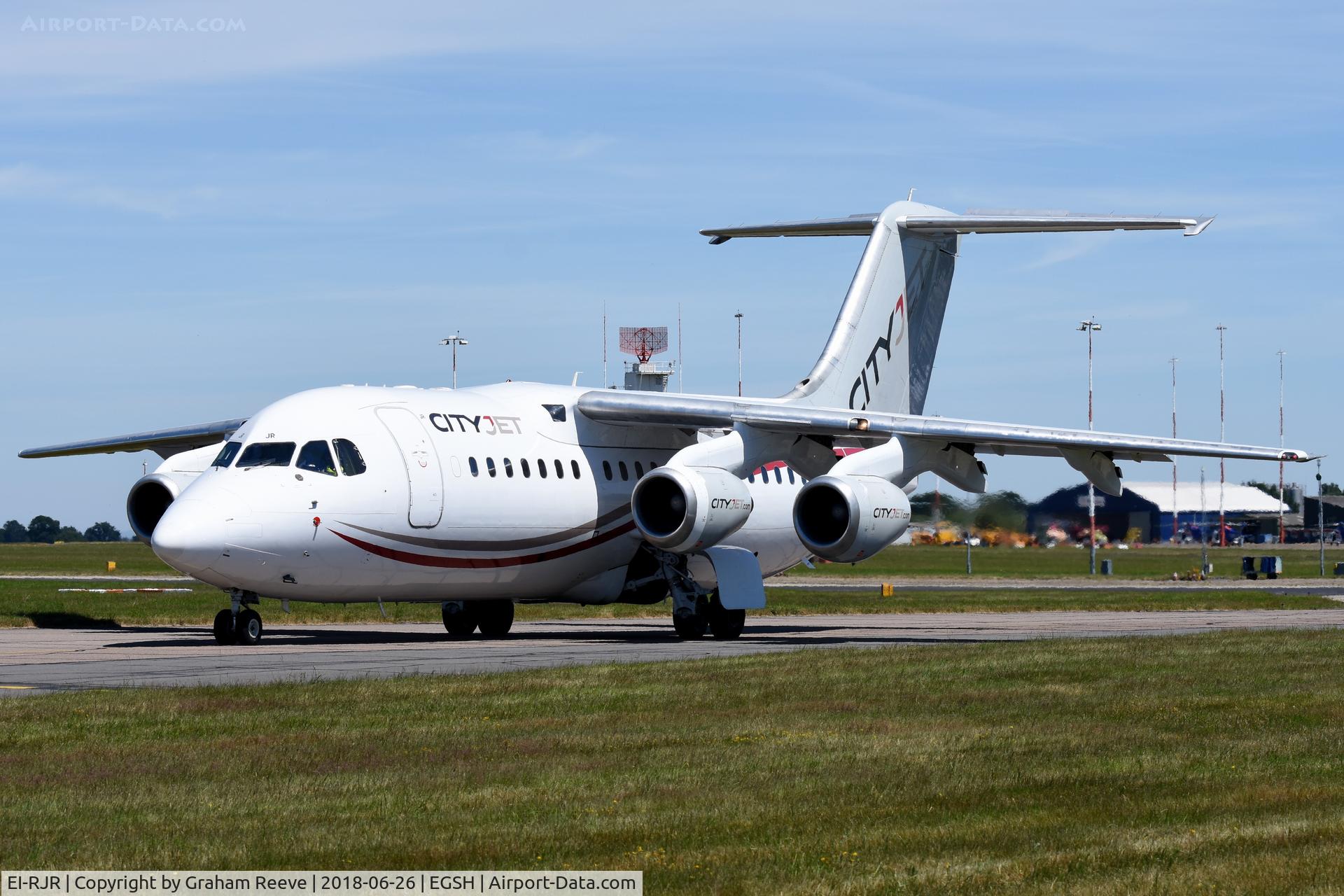EI-RJR, 2000 British Aerospace Avro 146-RJ85A C/N E2364, Departing from Norwich.