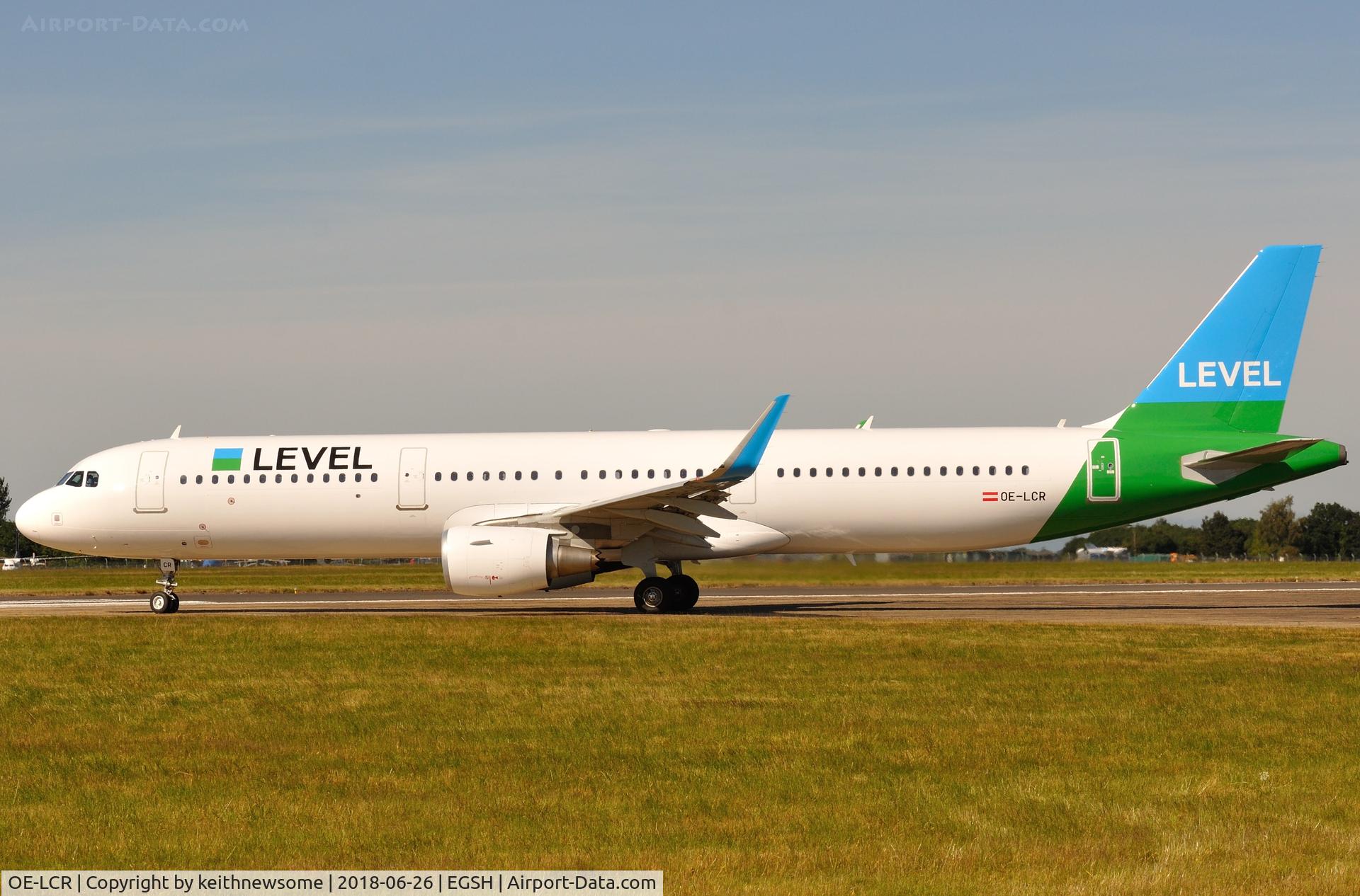 OE-LCR, 2015 Airbus A321-211 C/N 6719, Leaving Norwich for Vienna.
