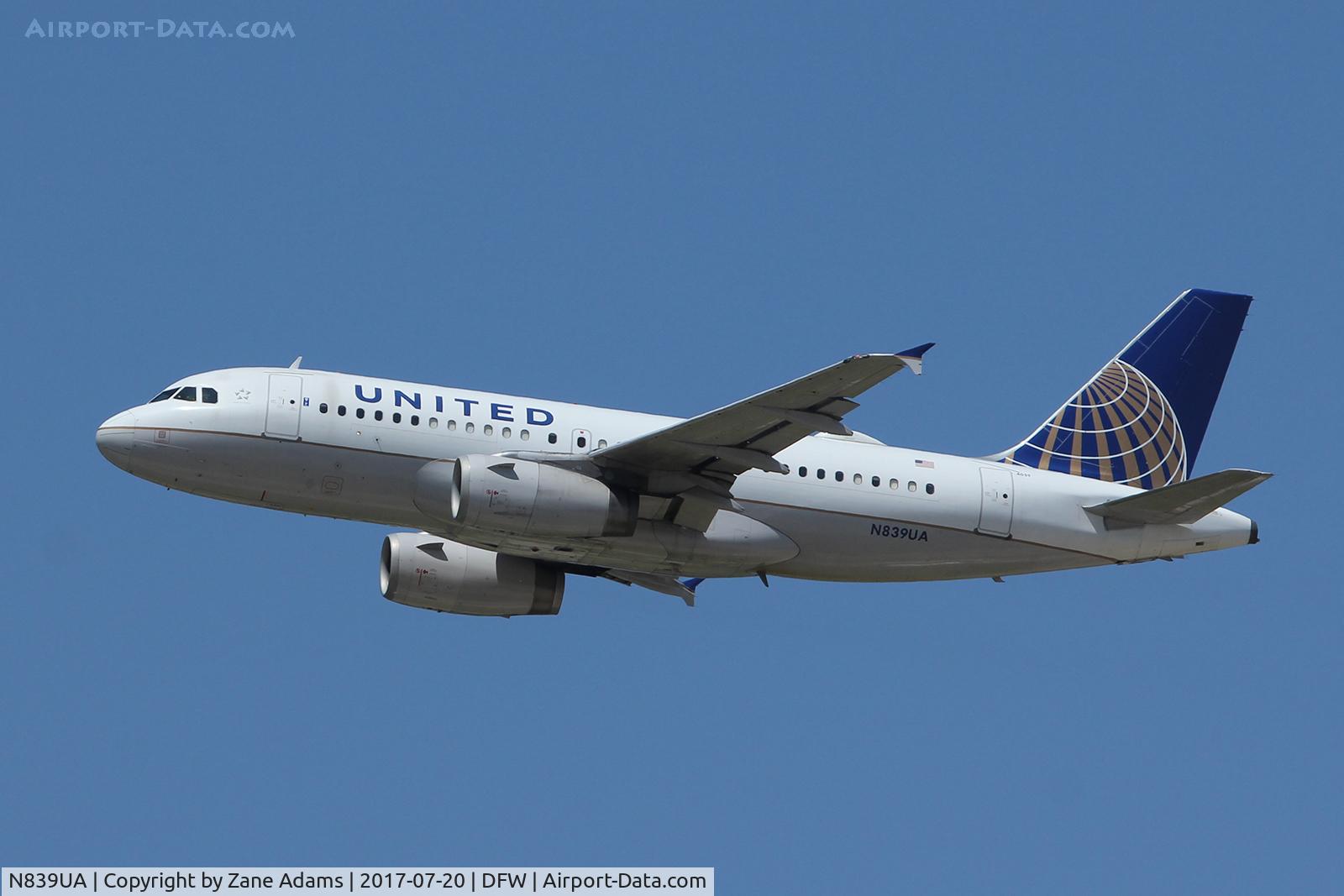 N839UA, 2001 Airbus A319-131 C/N 1507, At DFW Airport