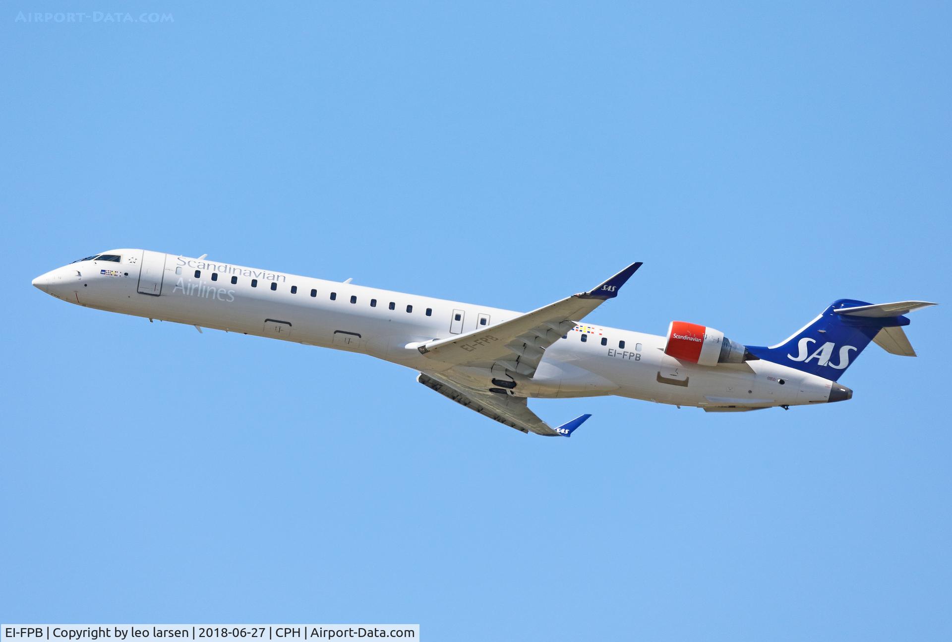 EI-FPB, 2016 Bombardier CRJ-900LR (CL-600-2D24) C/N 15399, Copenhagen 27.6.2018 T/O R-22R