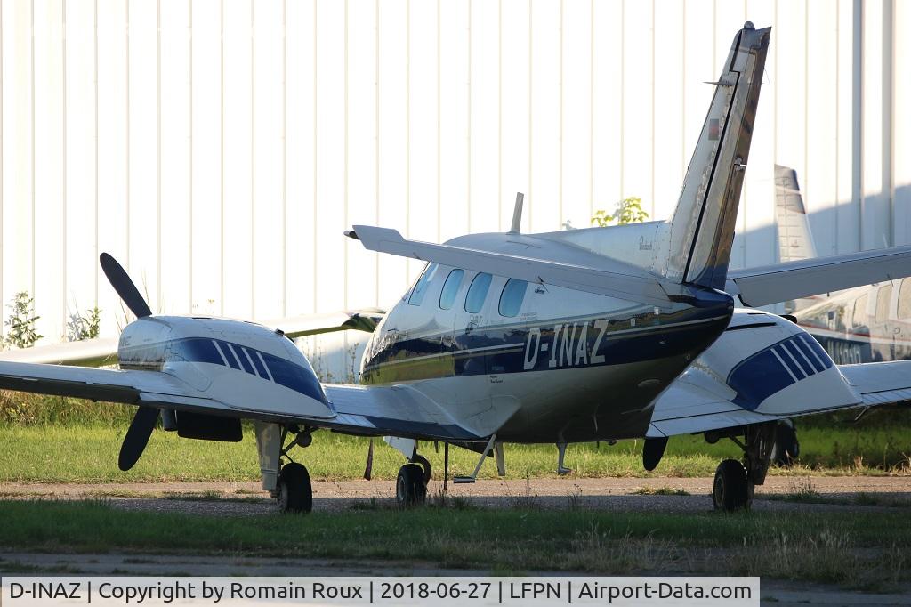D-INAZ, Beech 60 Duke C/N P-532, Parked