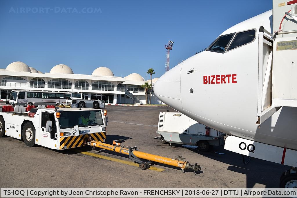 TS-IOQ, 2000 Boeing 737-6H3 C/N 29501, 