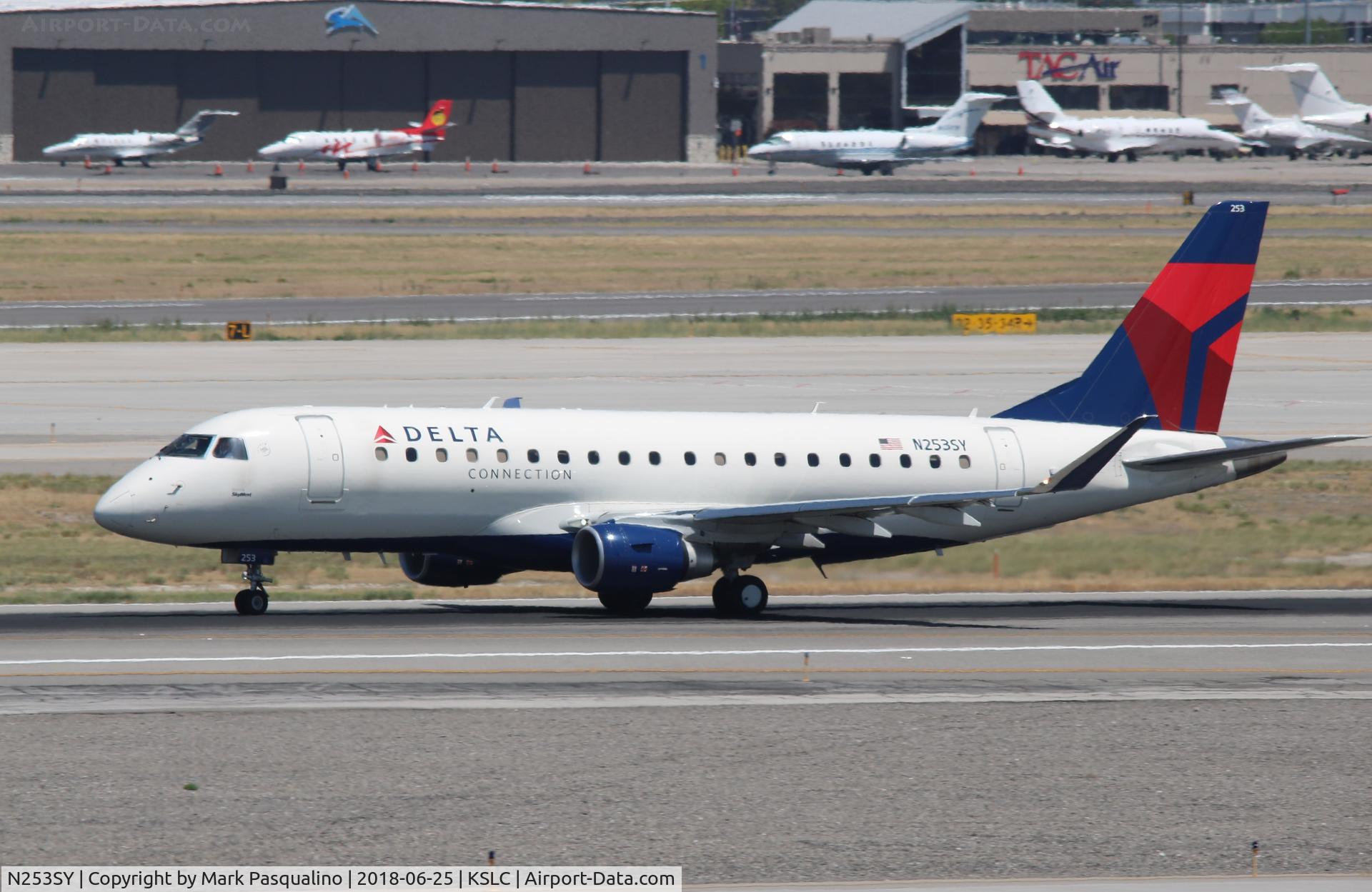 N253SY, 2016 Embraer 175LR (ERJ-170-200LR) C/N 17000620, ERJ 170-200 LR