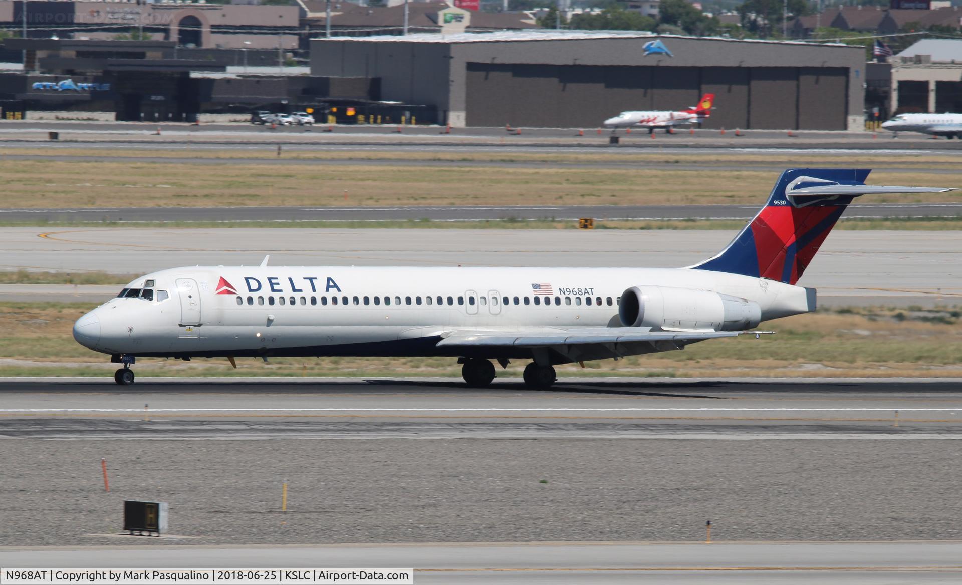 N968AT, 2001 Boeing 717-200 C/N 55029, Boeing 717-200