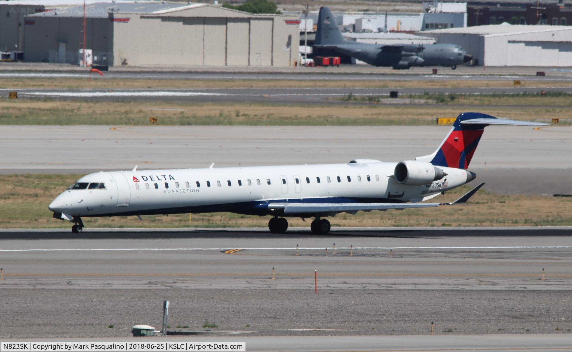 N823SK, 2008 Bombardier CRJ-900ER (CL-600-2D24) C/N 15205, CL-600-2D24
