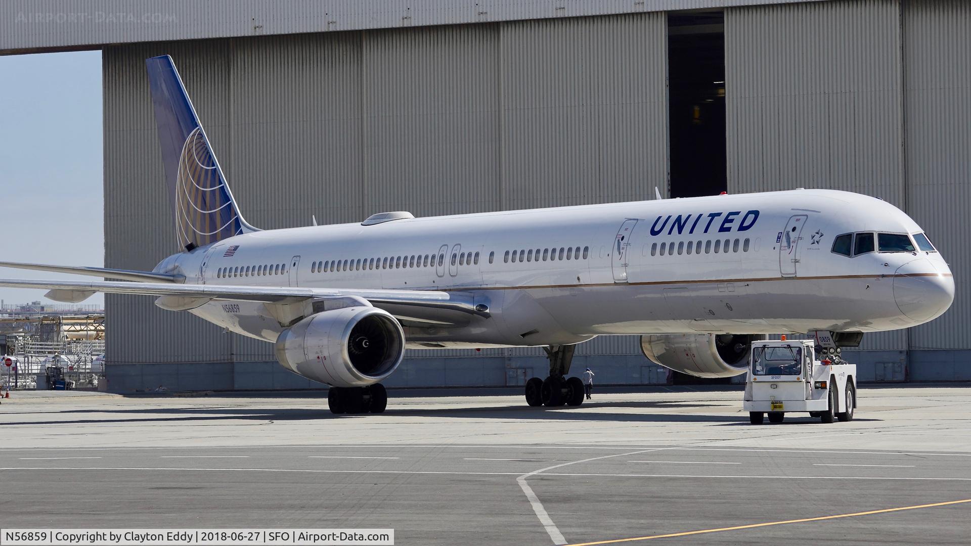 N56859, 2004 Boeing 757-324 C/N 32818, SFO 2018.
