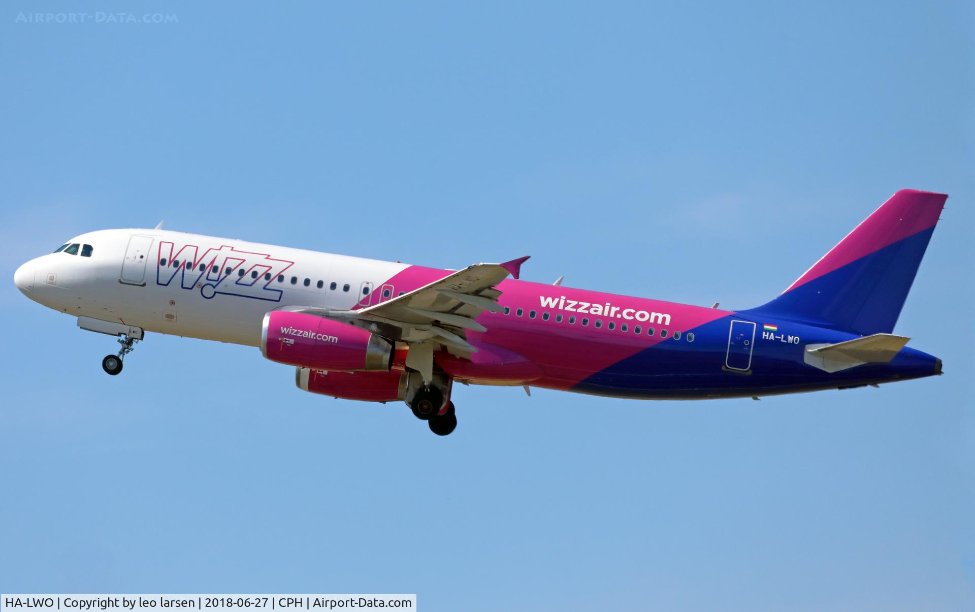 HA-LWO, 2012 Airbus A320-232 C/N 5123, Copenhagen 27.6.2018 T/O R-22R