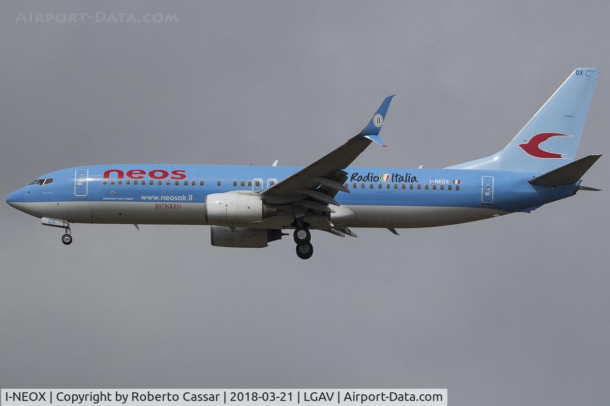 I-NEOX, 2004 Boeing 737-86N C/N 33677, Athens