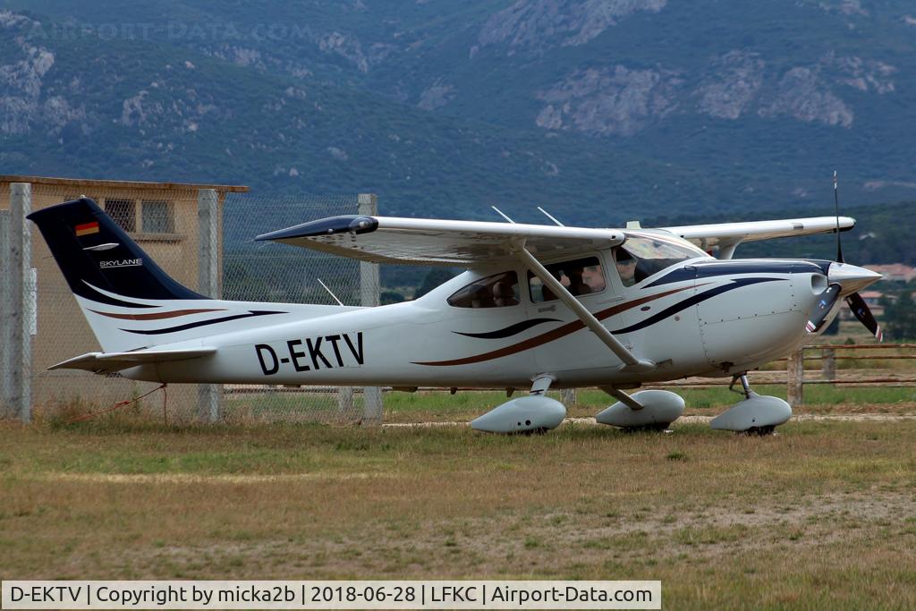 D-EKTV, 2007 Cessna 182T Skylane C/N 182-82107, Parked