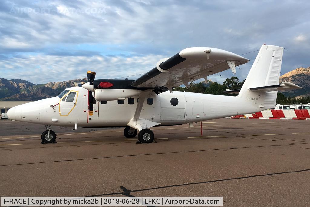 F-RACE, De Havilland Canada DHC-6-300 Twin Otter C/N 300, Parked