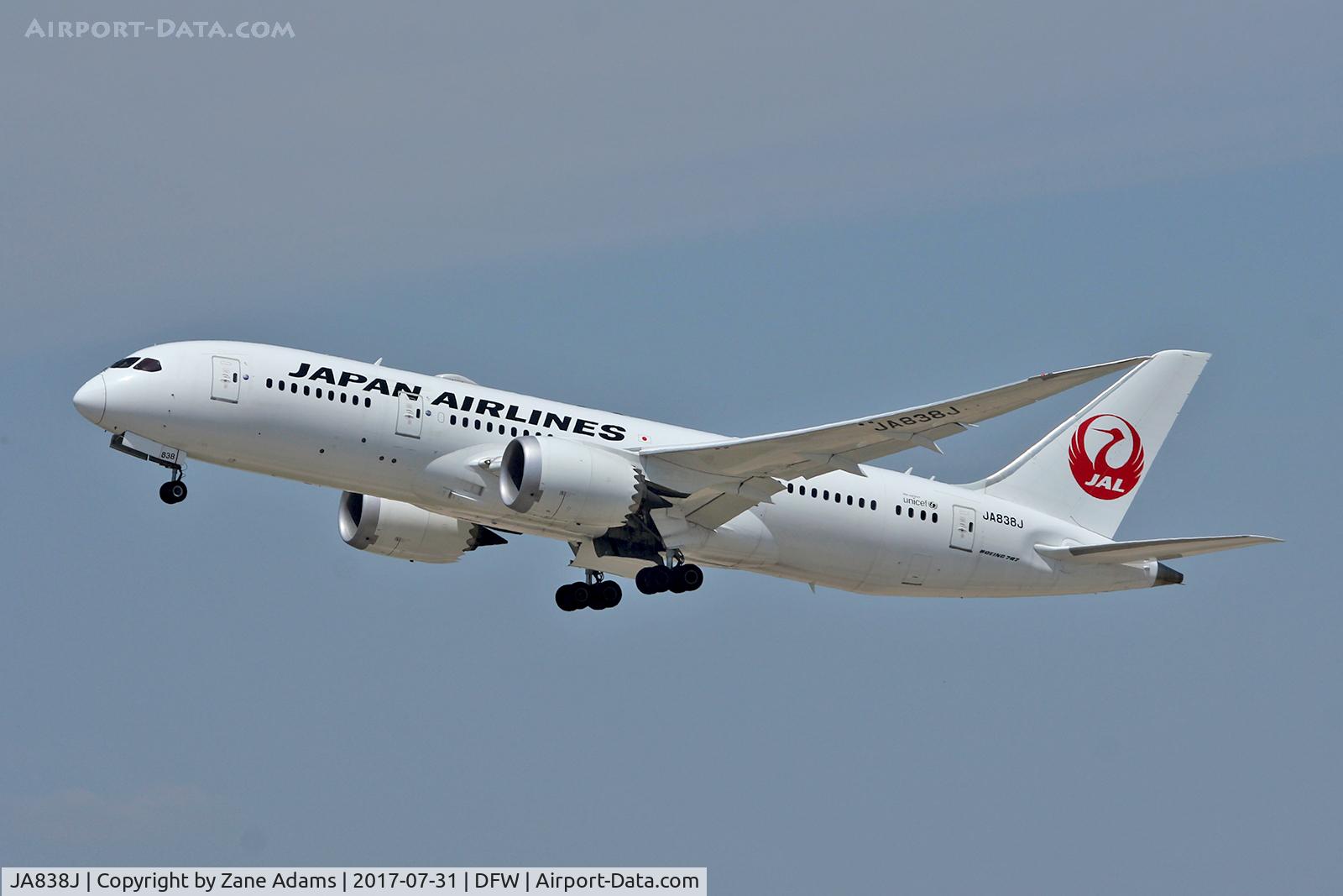 JA838J, 2014 Boeing 787-8 Dreamliner C/N 34849, At DFW Airport