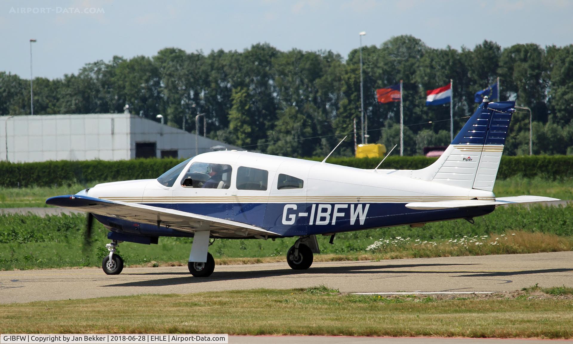G-IBFW, 1978 Piper PA-28R-201 Cherokee Arrow III C/N 28R-7837235, Lelystad Airport