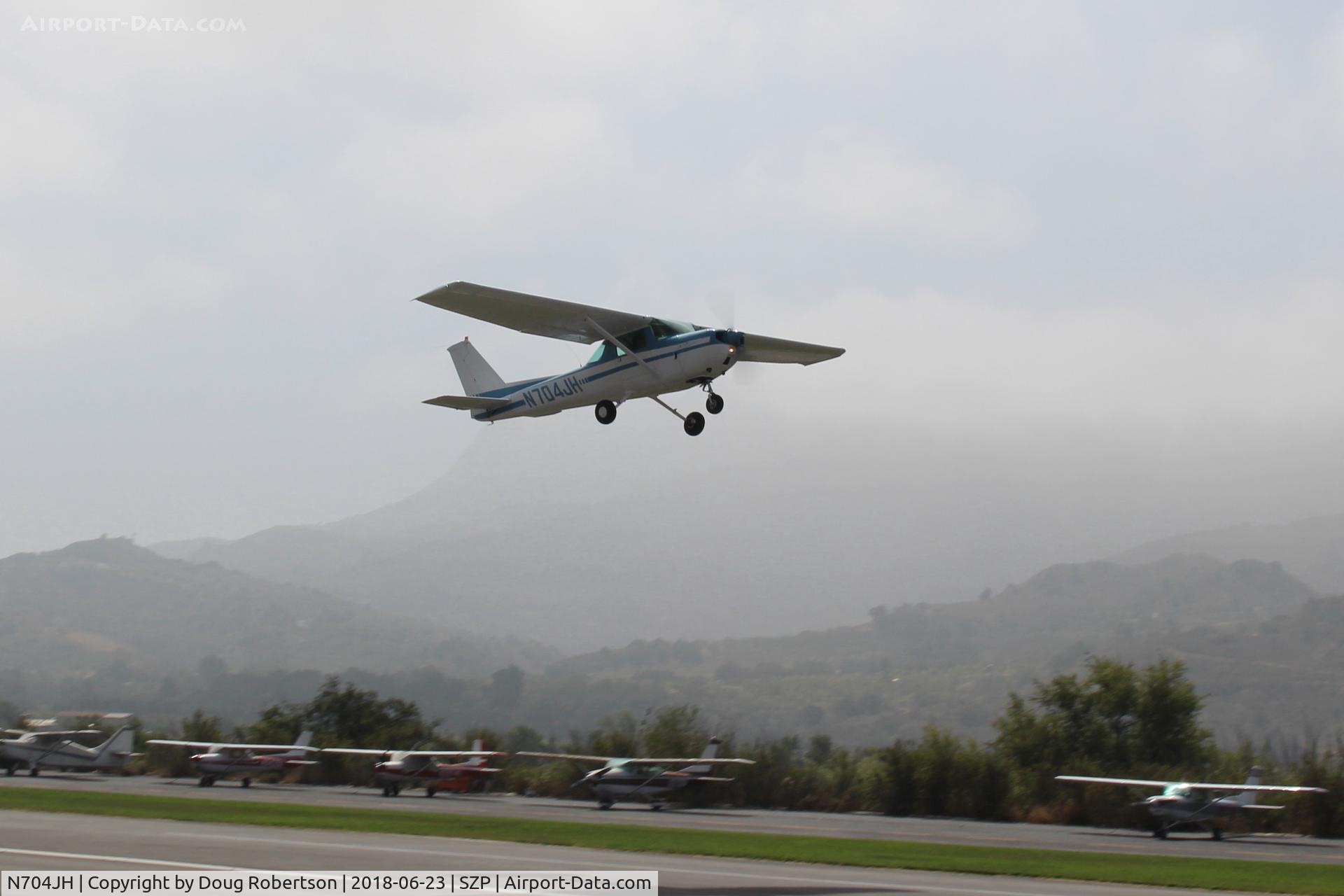 N704JH, 1976 Cessna 150M C/N 15078644, 1976 Cessna 150M, Continental O-200 100 Hp, takeoff climb Rwy 22