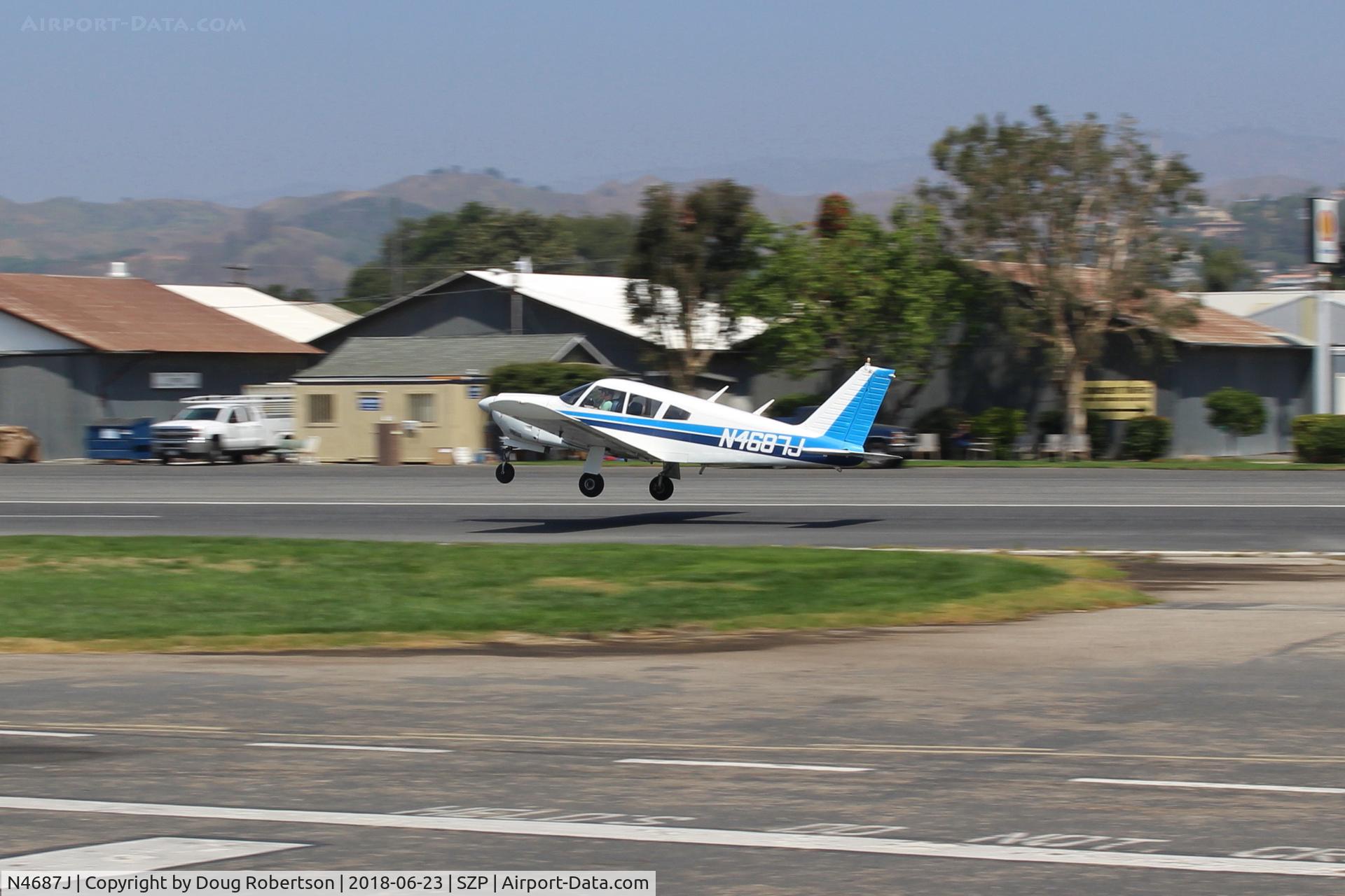 N4687J, 1968 Piper PA-28R-180 Cherokee Arrow C/N 28R-30589, 1968 Piper PA-28R-180 ARROW, Lycoming IO-360 180 Hp, landing Rwy 22