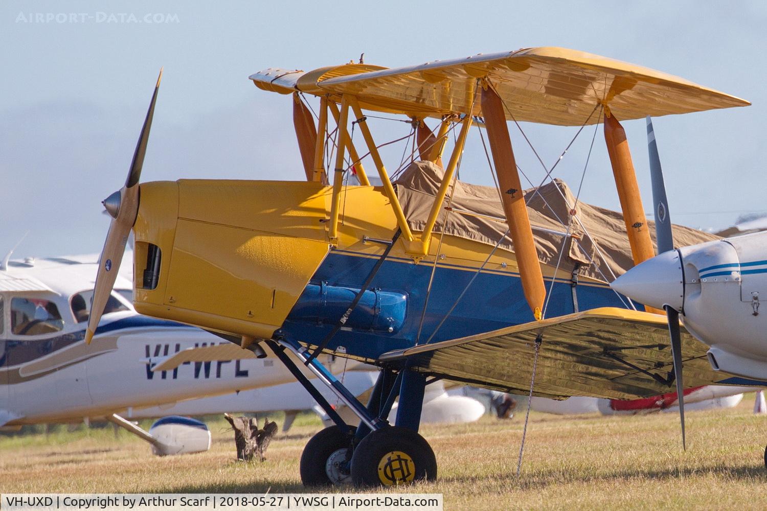 VH-UXD, 1944 De Havilland DH-82A Tiger Moth II C/N 1056, Red Thunder - Watts Bridge 2018