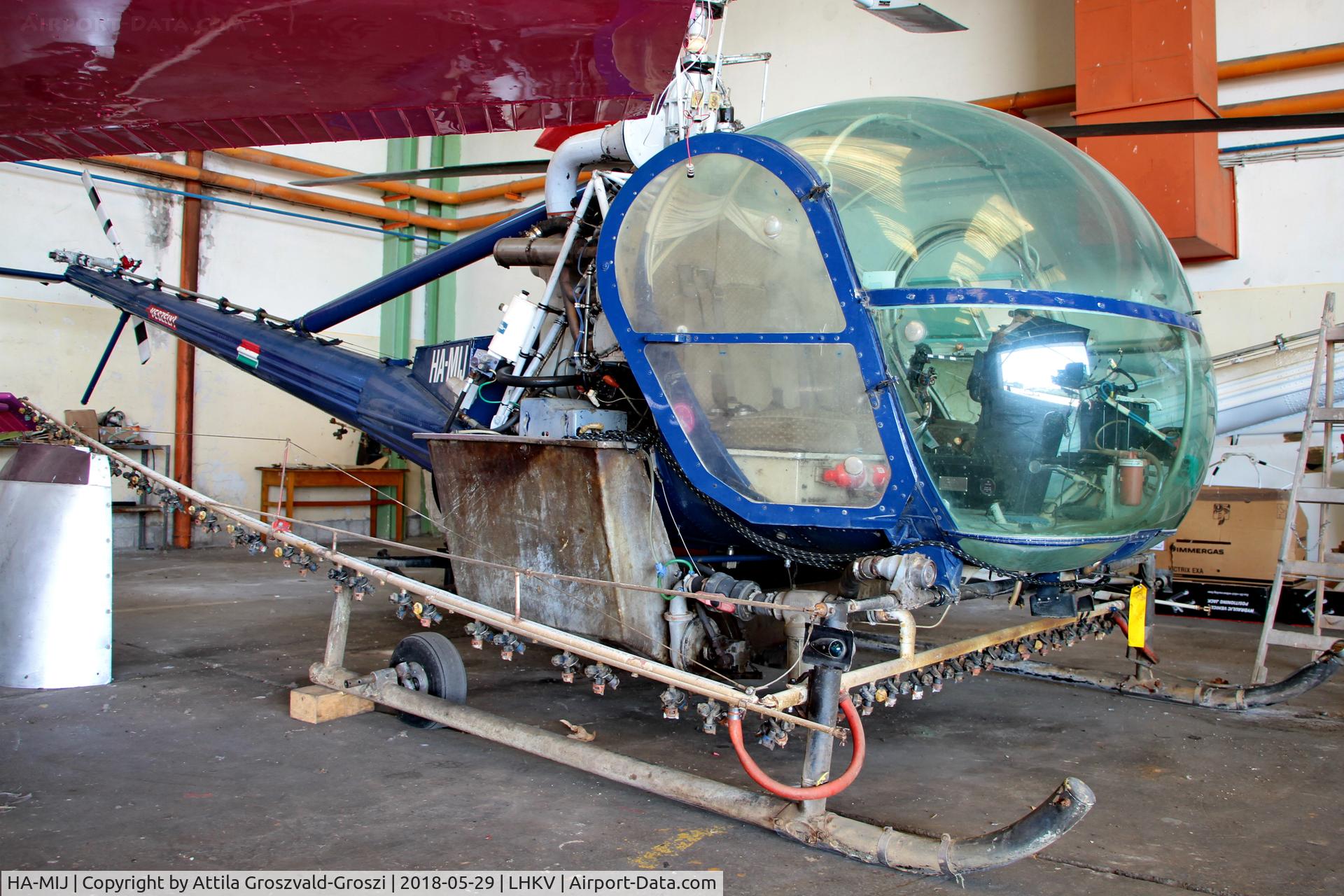 HA-MIJ, 1962 Hiller HT.2 C/N 2262, LHKV - Kaposújlak Airport, Hungary