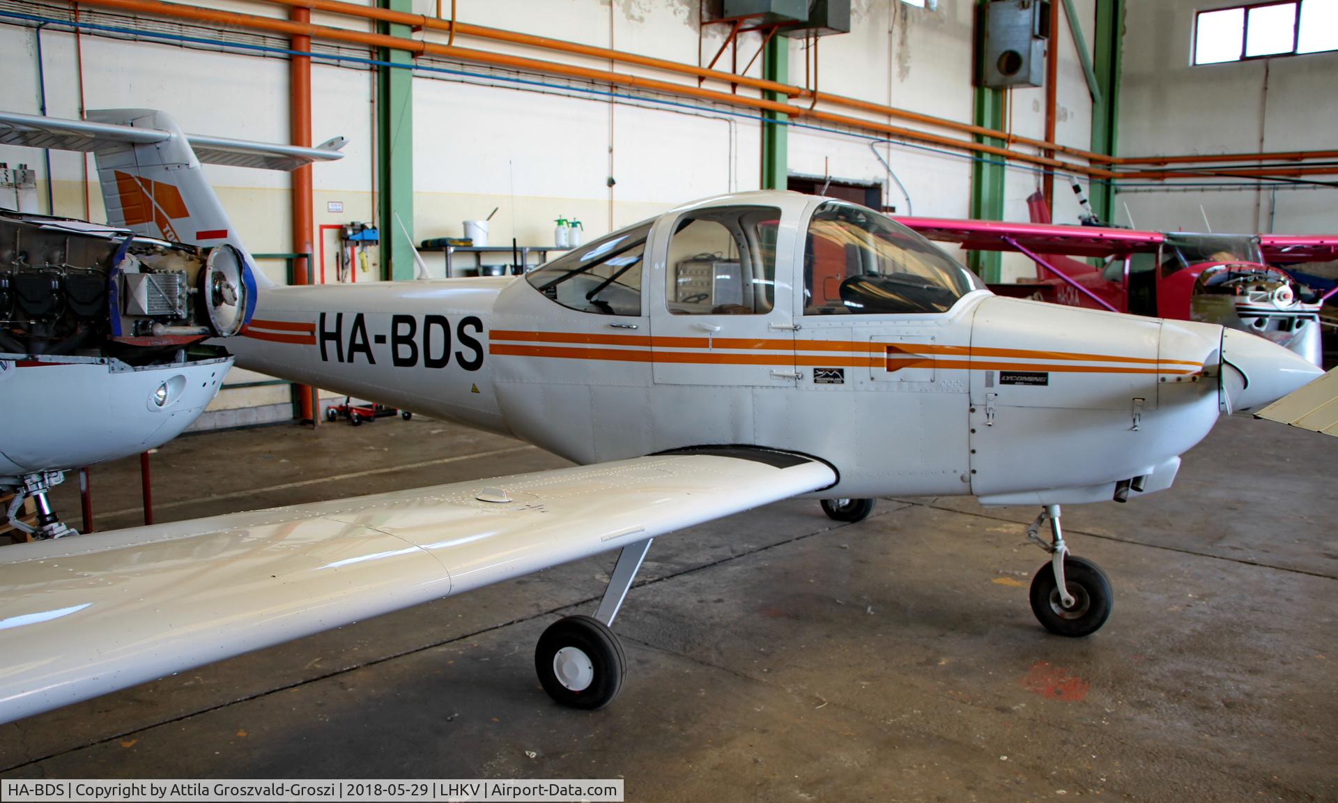 HA-BDS, Piper PA-38-112 Tomahawk Tomahawk C/N 38-78A0176, LHKV - Kaposújlak Airport, Hungary