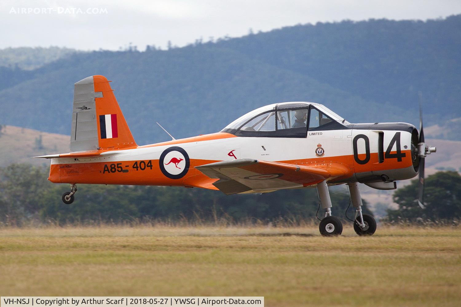 VH-NSJ, 1955 Commonwealth CA-25 Winjeel Winjeel C/N CA25-04, Red Thunder - Watts Bridge 2018