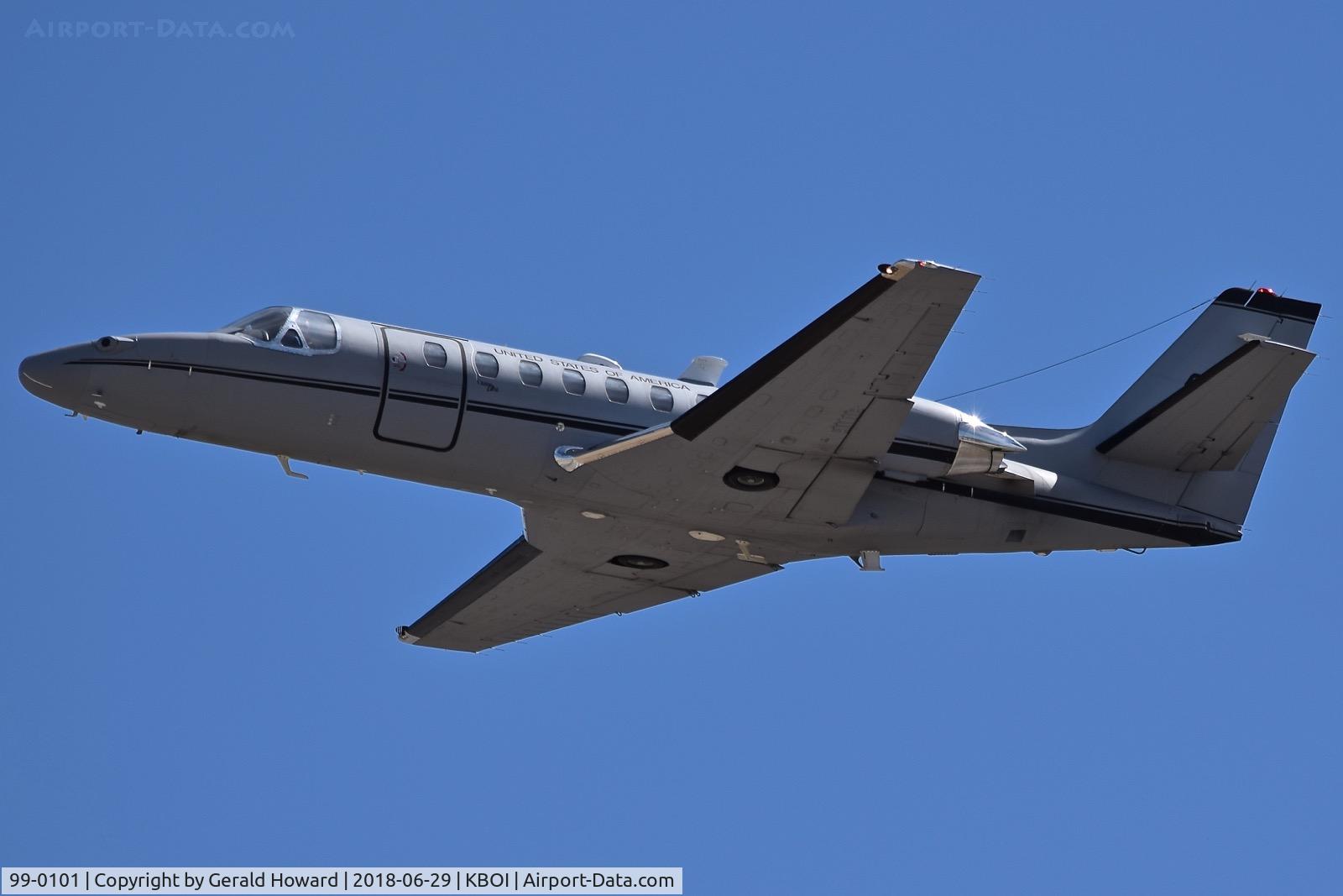 99-0101, 1999 Cessna UC-35A Citation Ultra C/N 560-0534, Departing BOI.