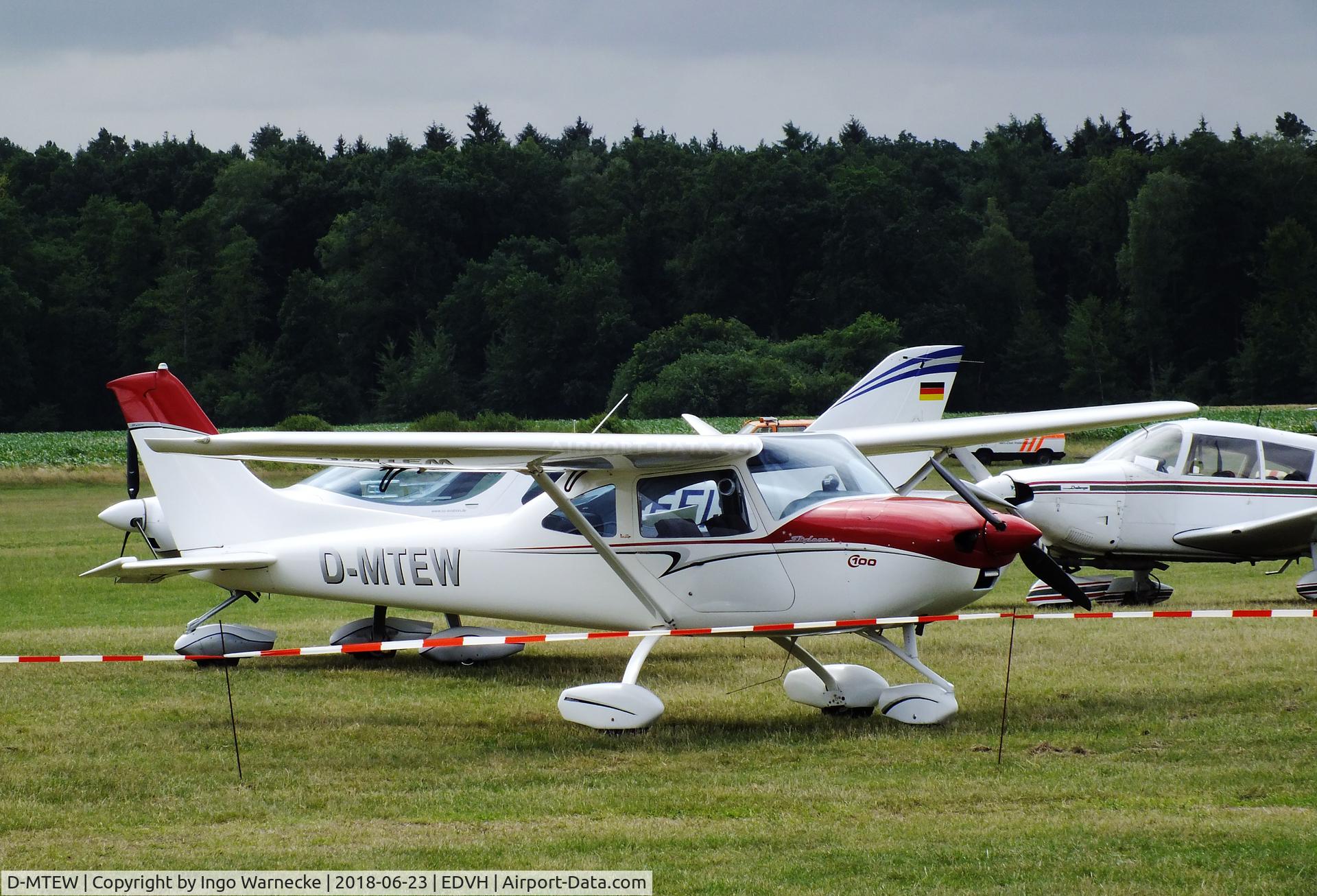 D-MTEW, AirLony Skylane C100 C/N unknown_D-mtew, AirLony Skylane C100 at Hodenhagen airfield