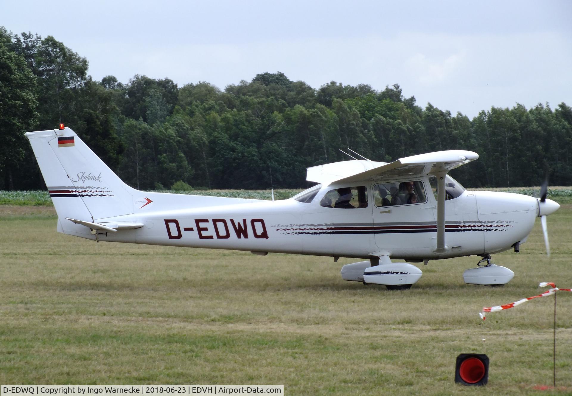 D-EDWQ, Cessna 172R C/N 17280536, Cessna 172R at Hodenhagen airfield