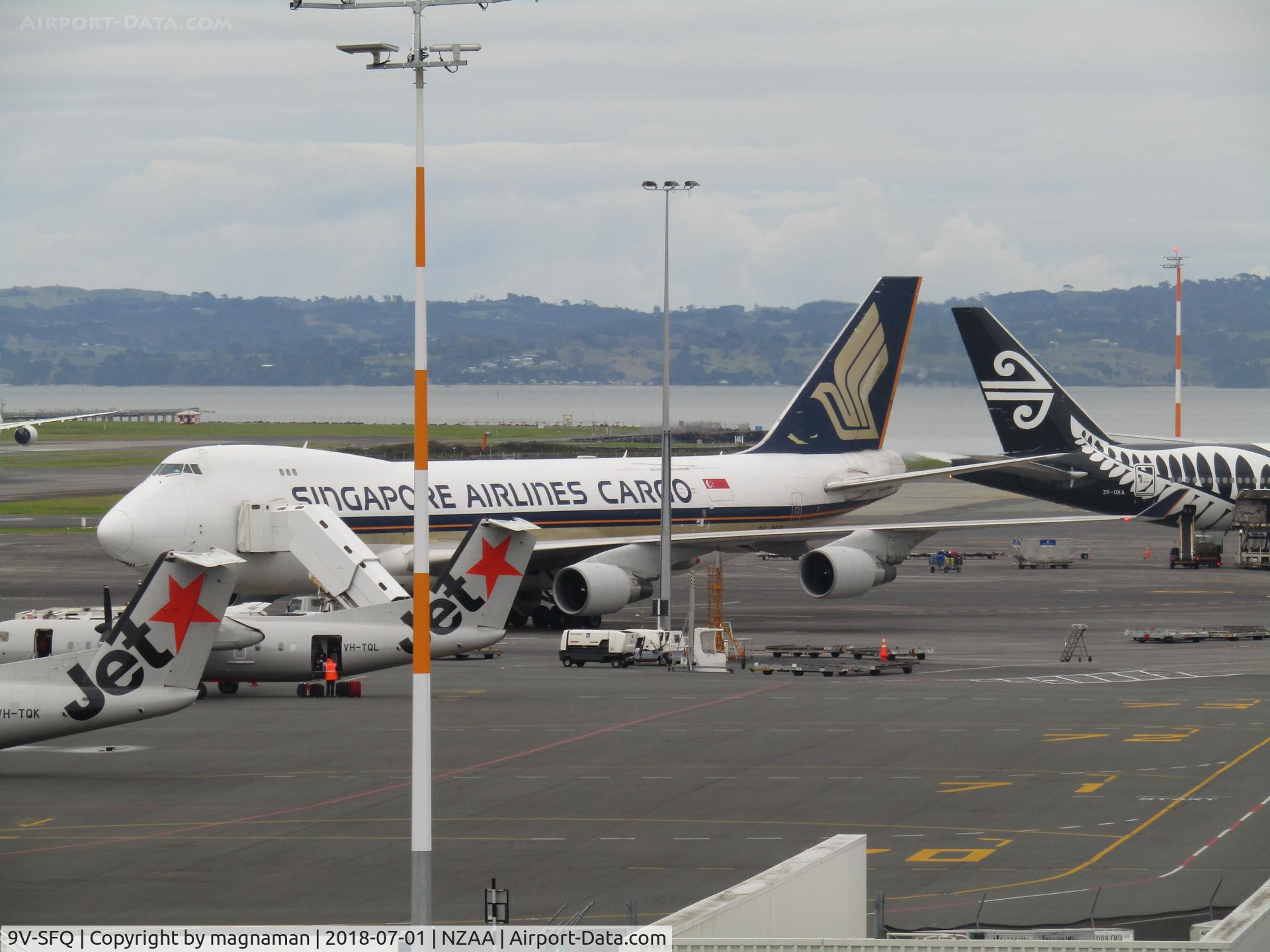 9V-SFQ, 2006 Boeing 747-412F(SCD) C/N 32901, on stand at AKL - preparing to leave