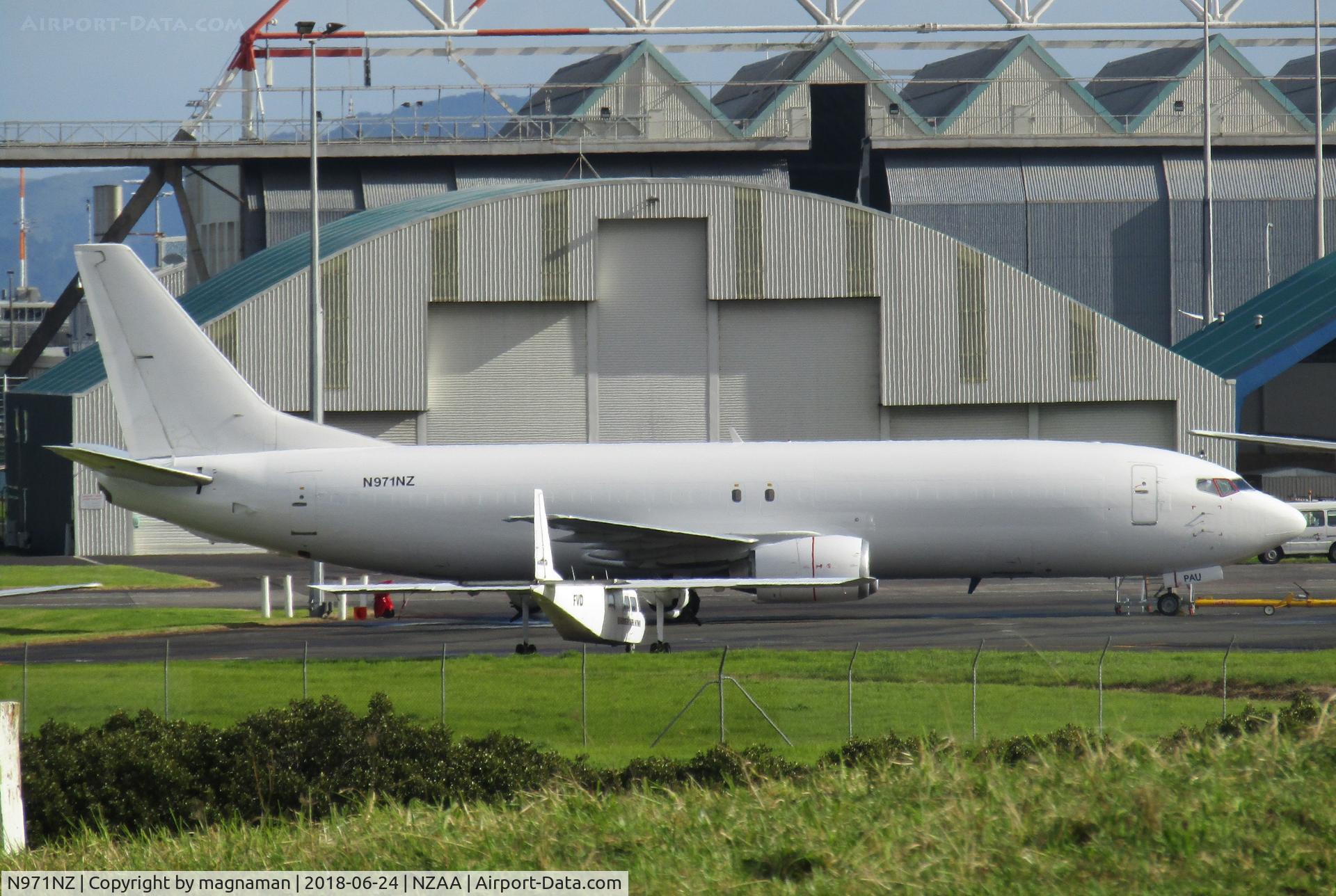 N971NZ, 1991 Boeing 737-4Q8/F C/N 25371, Just delivered to NZ. Wearing PAU (ZK-PAU) on nose wheel doors. Now formally registered as ZK-PAU