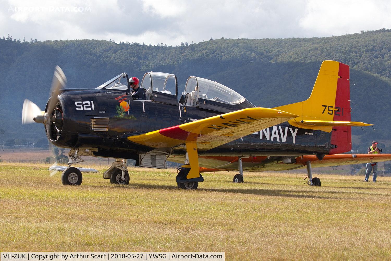 VH-ZUK, 1951 North American T-28D Trojan C/N 173-374, Red Thunder - Watts Bridge 2018