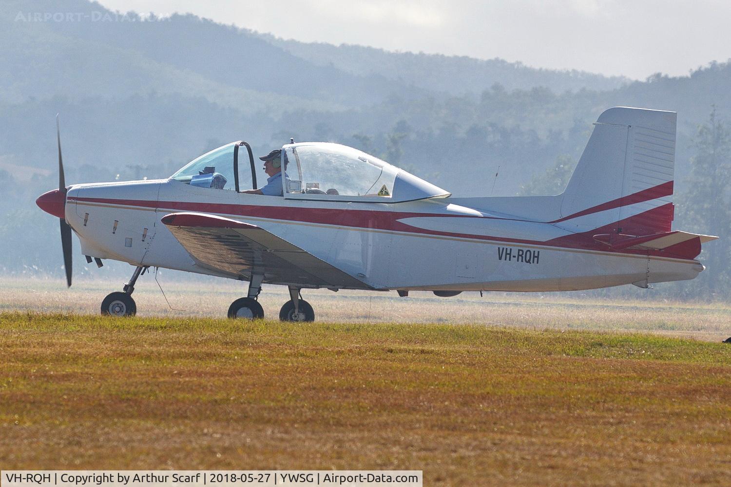 VH-RQH, 1965 Victa AIRTOURER 115 C/N 105, Red Thunder - Watts Bridge 2018