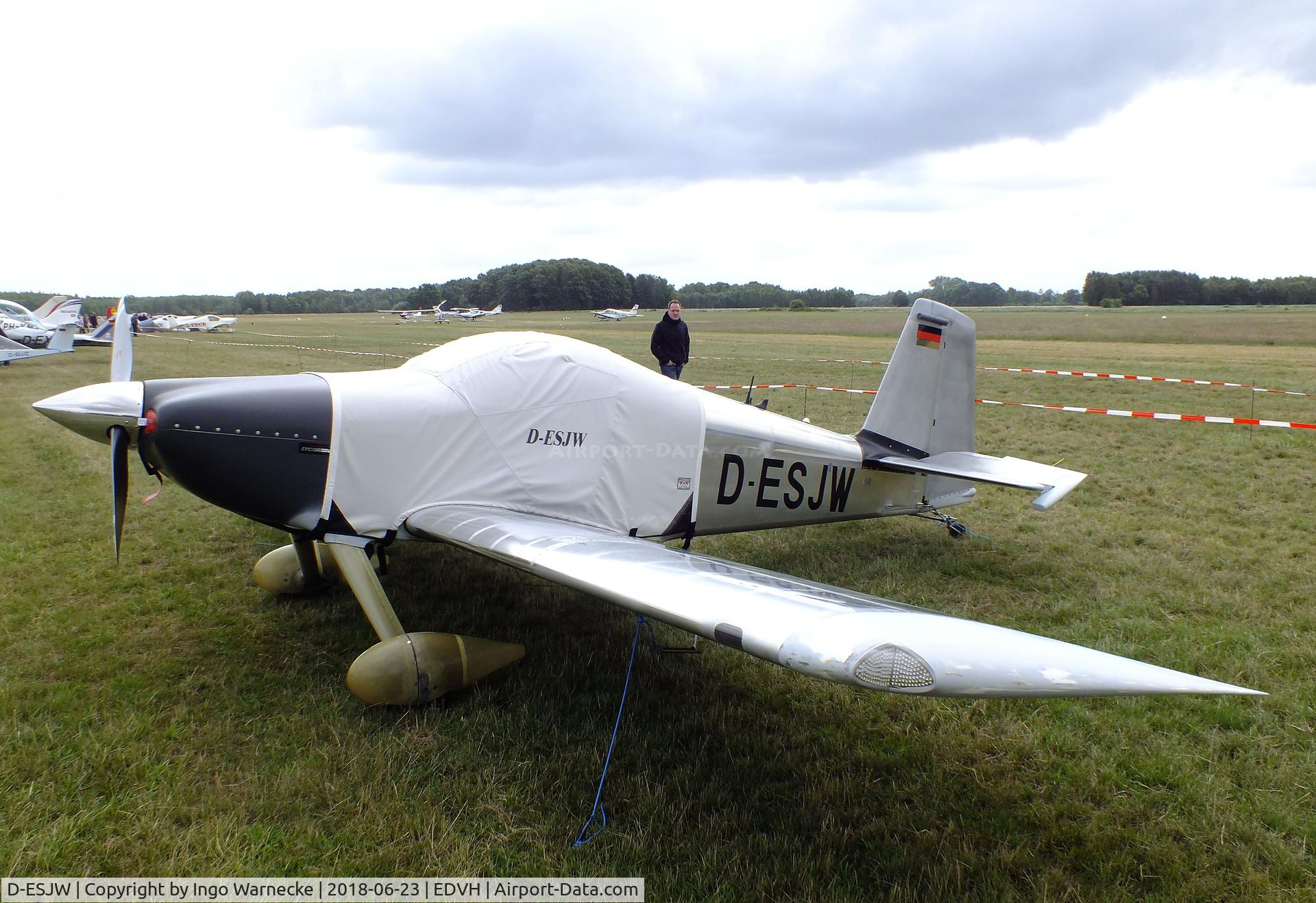 D-ESJW, 2008 Vans RV-7 C/N 72080, Vans RV-7 at the 2018 OUV-Meeting at Hodenhagen airfield