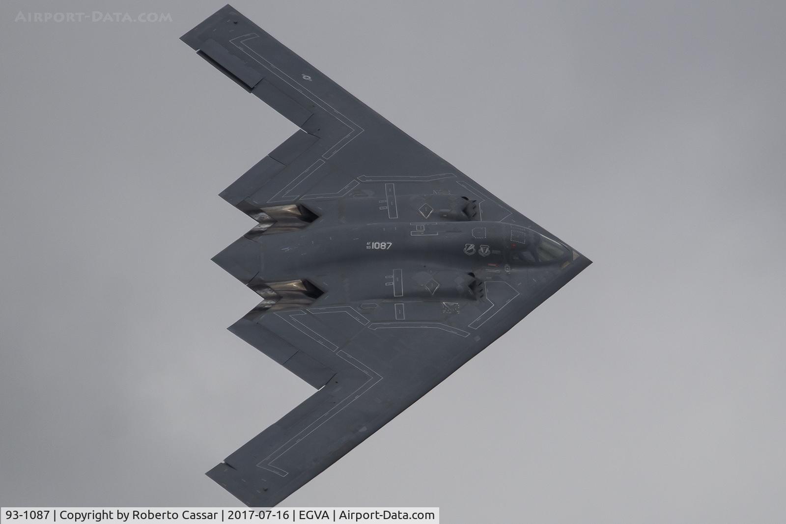 93-1087, 1993 Northrop Grumman B-2A Spirit C/N 1020/AV-20, RIAT 2017