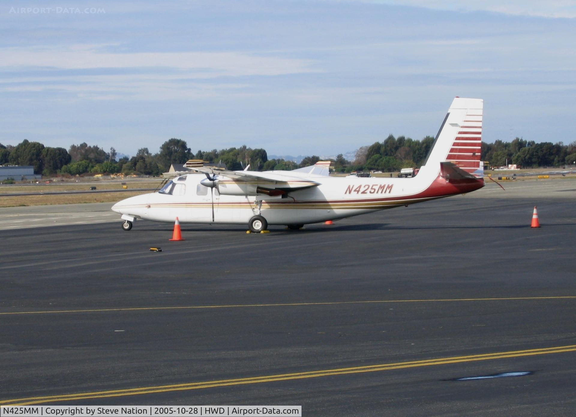 N425MM, 1981 Gulfstream American 690C Jetprop 840 C/N 11699, Aardex Corporation 1981 Gulfstream America 690C at Hayward, CA