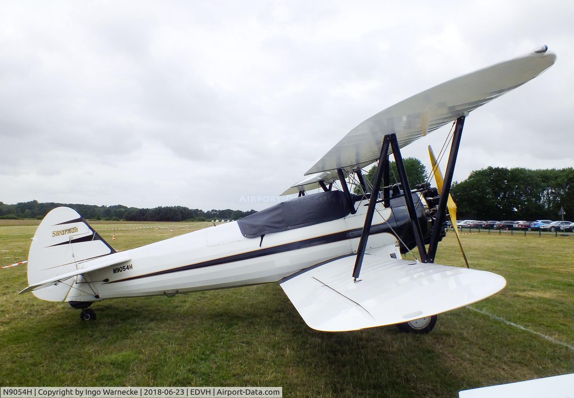 N9054H, 1943 Boeing E75 C/N 758778, Boeing (Stearman) E75 / PT-13 at the 2018 OUV-Meeting at Hodenhagen airfield