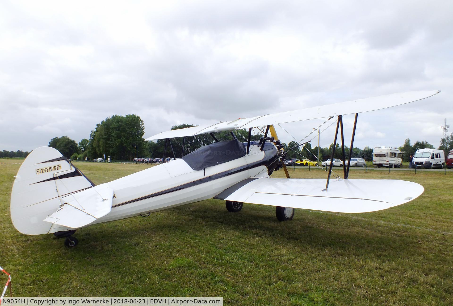 N9054H, 1943 Boeing E75 C/N 758778, Boeing (Stearman) E75 / PT-13 at the 2018 OUV-Meeting at Hodenhagen airfield
