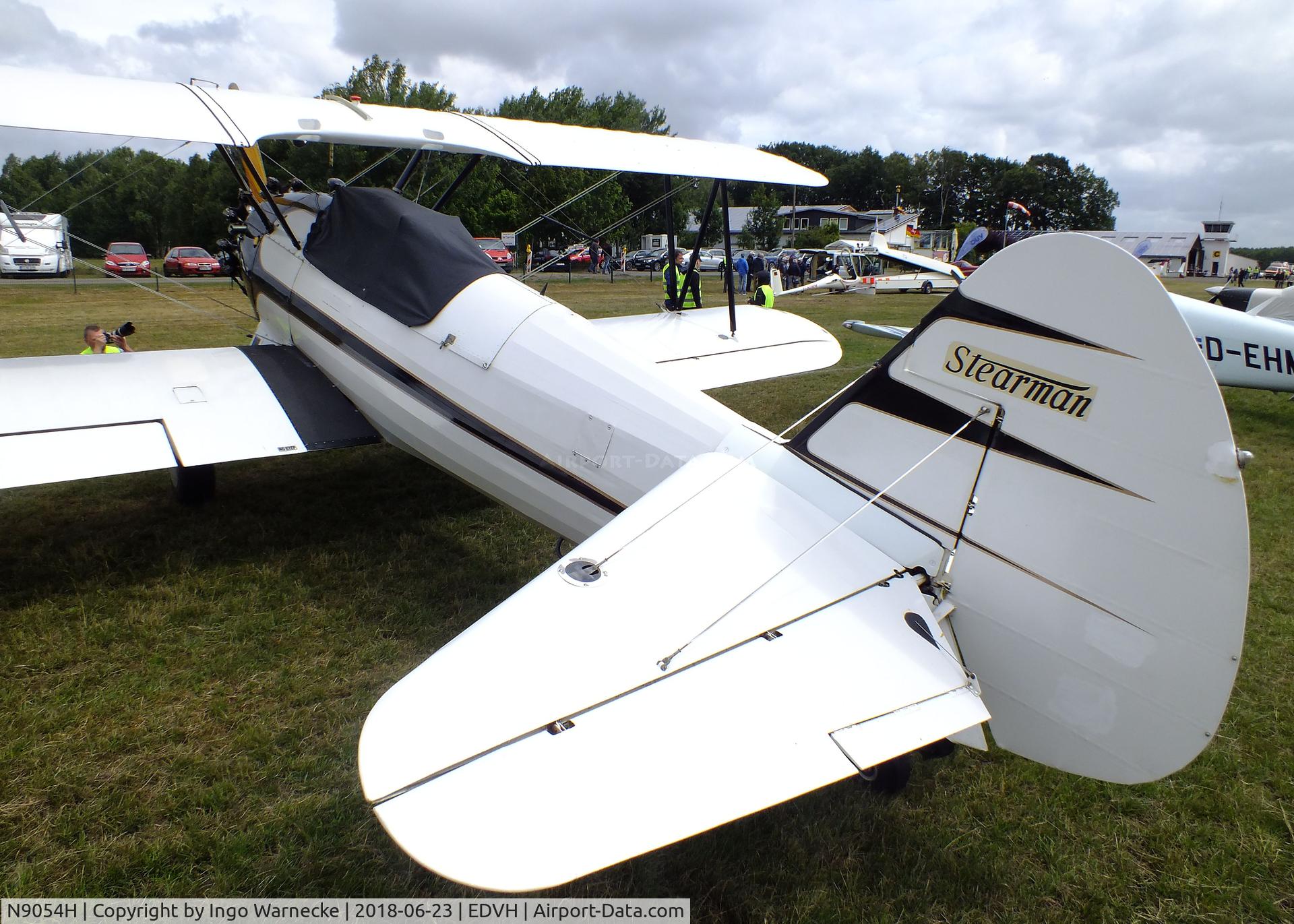 N9054H, 1943 Boeing E75 C/N 758778, Boeing (Stearman) E75 / PT-13 at the 2018 OUV-Meeting at Hodenhagen airfield