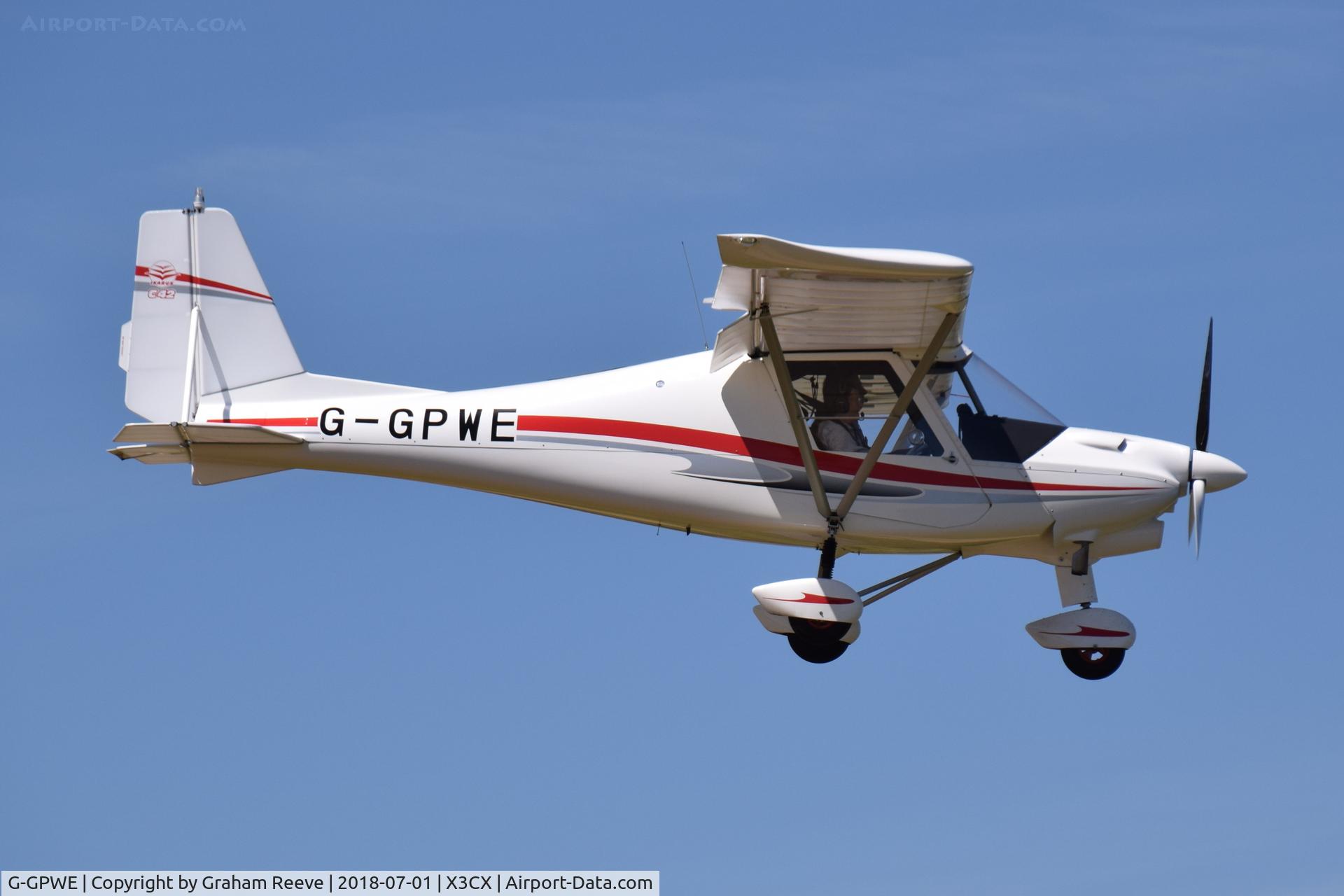G-GPWE, 2016 Comco Ikarus C42 FB100 Bravo C/N 1606-7458, Landing at Northrepps.
