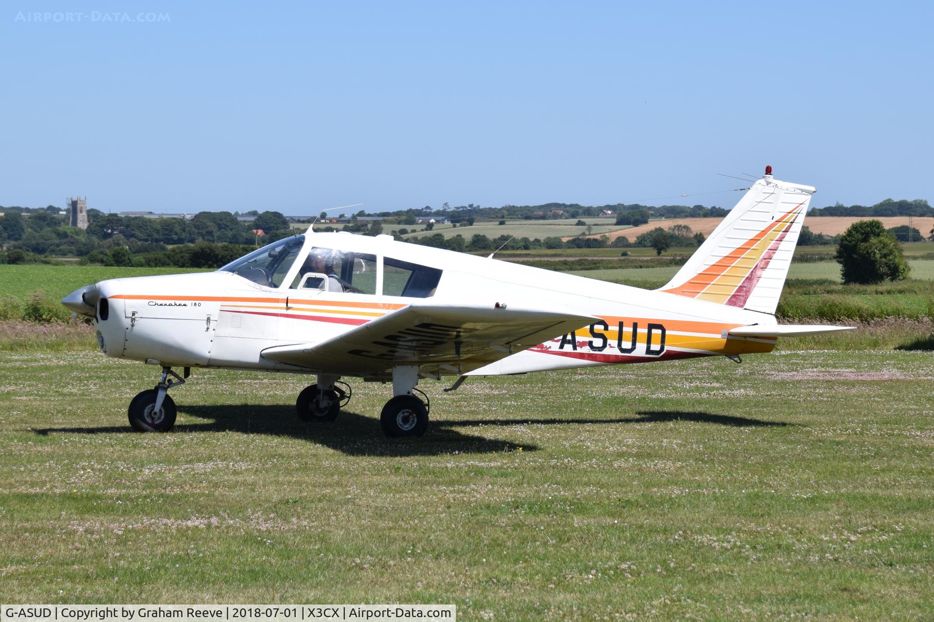 G-ASUD, 1964 Piper PA-28-180 Cherokee C/N 28-1654, Departing from Northrepps.