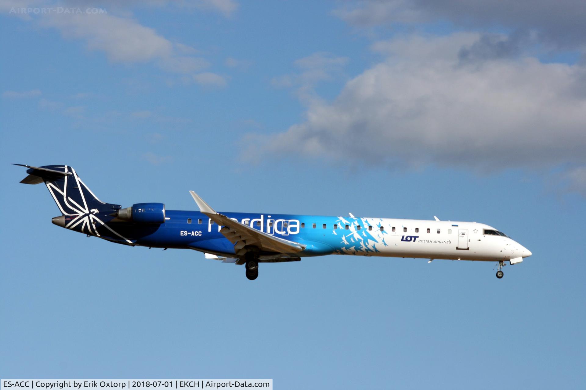 ES-ACC, 2011 Bombardier CRJ-900LR (CL-600-2D24) C/N 15262, ES-ACC landing rw 22L