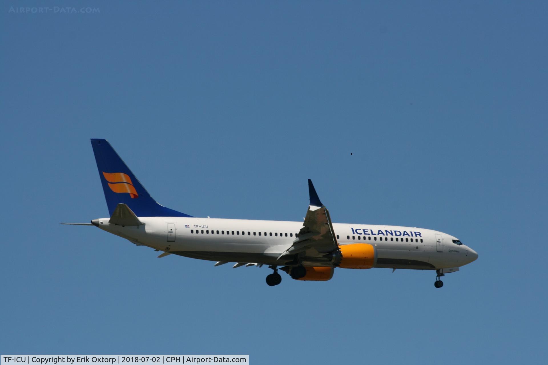 TF-ICU, 2018 Boeing 737-8 MAX C/N 44355, TF-ICU landing rw 04L