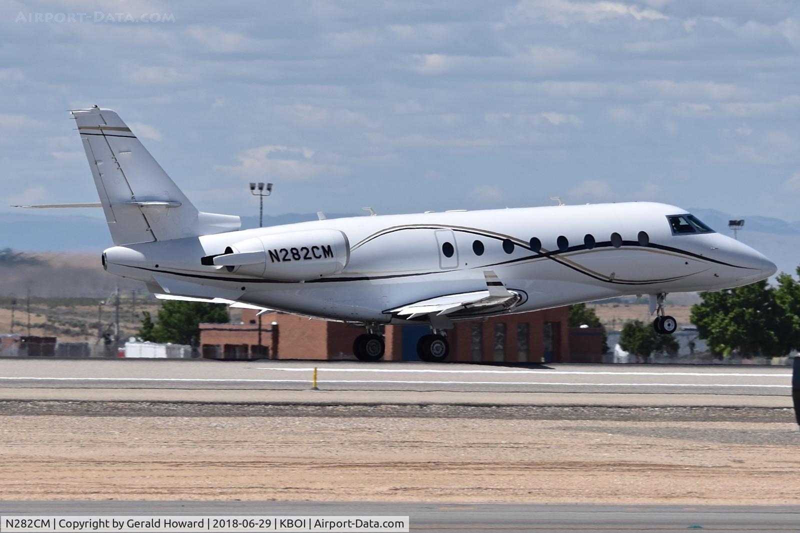 N282CM, 2007 Israel Aerospace Industries G200 C/N 182, Landing RWY 28R.