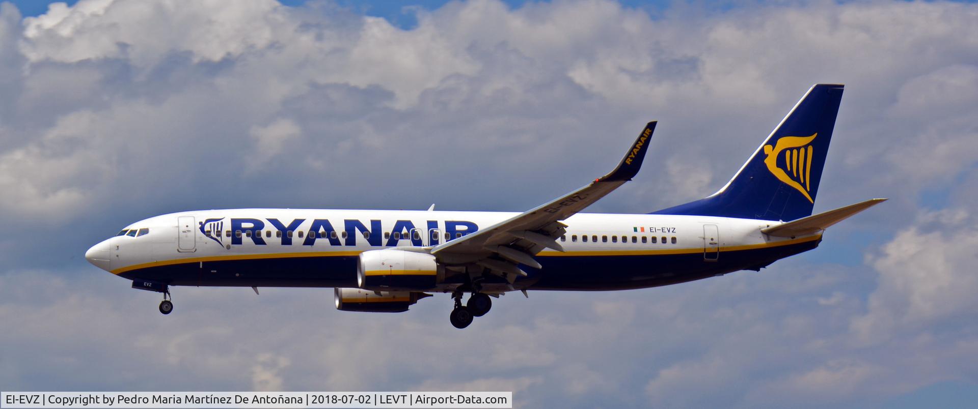 EI-EVZ, 2012 Boeing 737-8AS C/N 40316, Foronda - Vitoria-Gasteiz - Euskadi - España