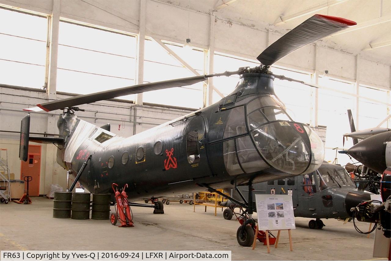 FR63, Piasecki H-21C Workhorse C/N FR63, Piasecki H-21C Workhorse, Naval Aviation Museum, Rochefort-Soubise airport (LFXR)