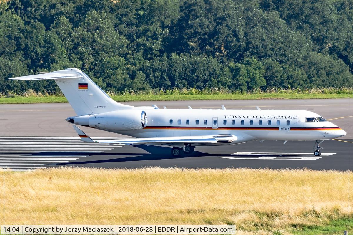 14 04, 2011 Bombardier BD-700-1A11 Global 5000 C/N 9417, Bombardier BD-700-1A11 Global Express