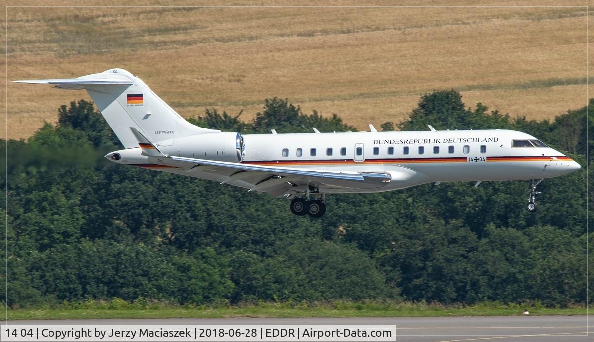 14 04, 2011 Bombardier BD-700-1A11 Global 5000 C/N 9417, Bombardier BD-700-1A11 Global Express